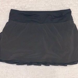 Lululemon size 4 skirt!